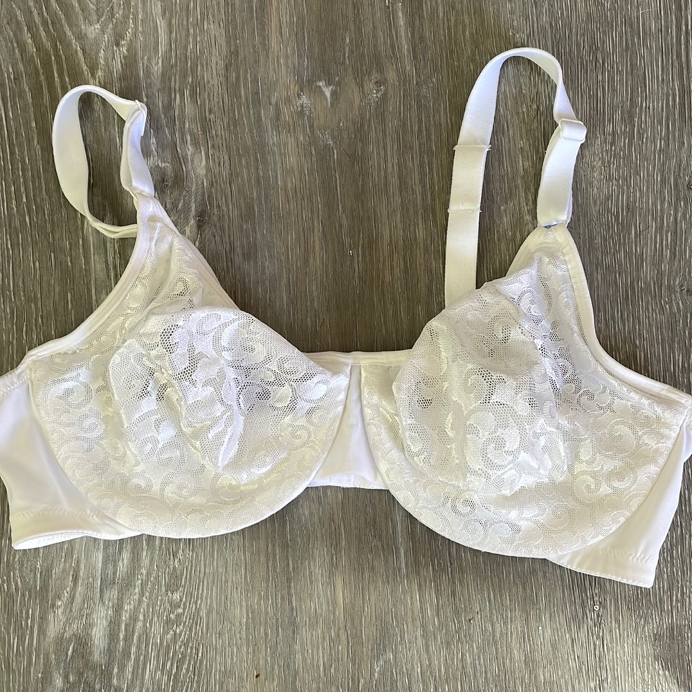 2/$20 white lace bra 38C